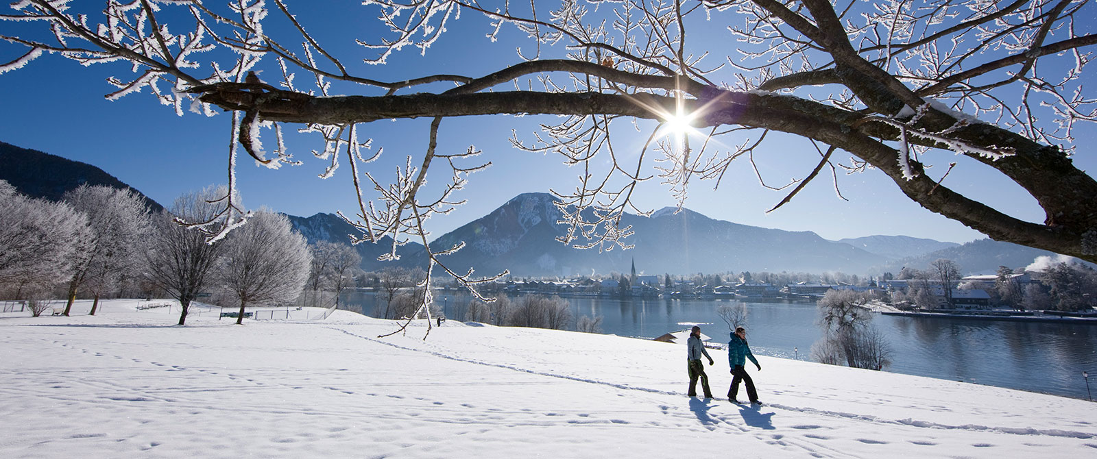 Tegernsee Point Blick Malerwinkel Winter c Bernd Ritschel